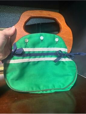 1970s Green Bermuda bag with Navy Trim